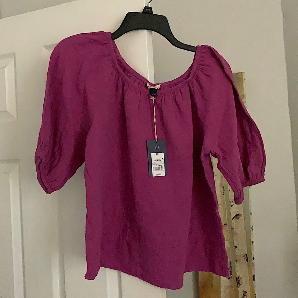 Universal Threads dark pink top